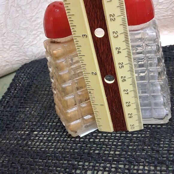 Vintage Hazel Atlas bowl, Anchor Hocking salt & pepper, & Federal syrup pitcher - Picture 3 of 12